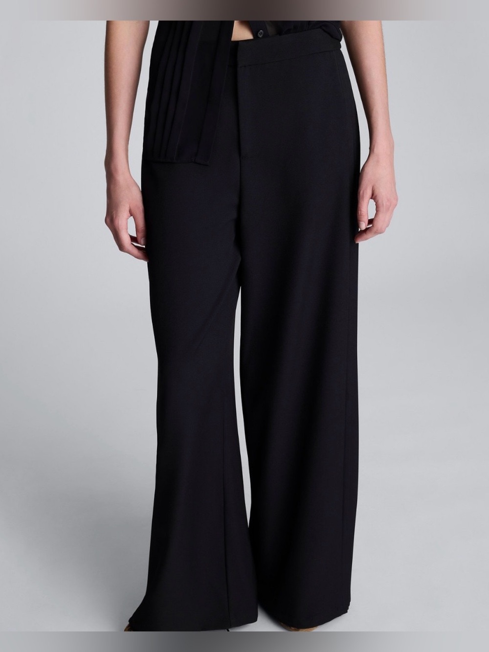 Kenneth Cole Women’s Wide Leg High Rise Pleated Pants Black Size 8 NWT